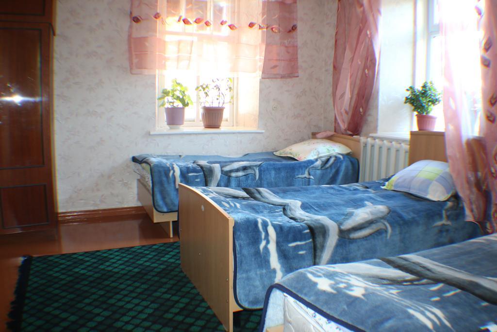 Hostel Ilbirs Karakol Esterno foto